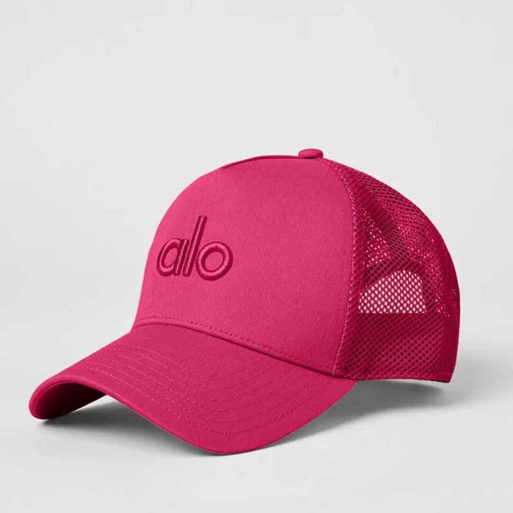 NWT Alo Yoga | District Trucker Hat in Pink Summer Crush